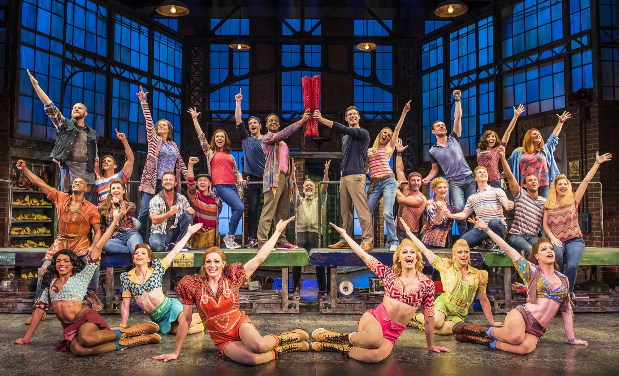 Kinky_Boots_London_Company_2017-2018_Photo_by_Matt_Crockett_6167_RT.jpg