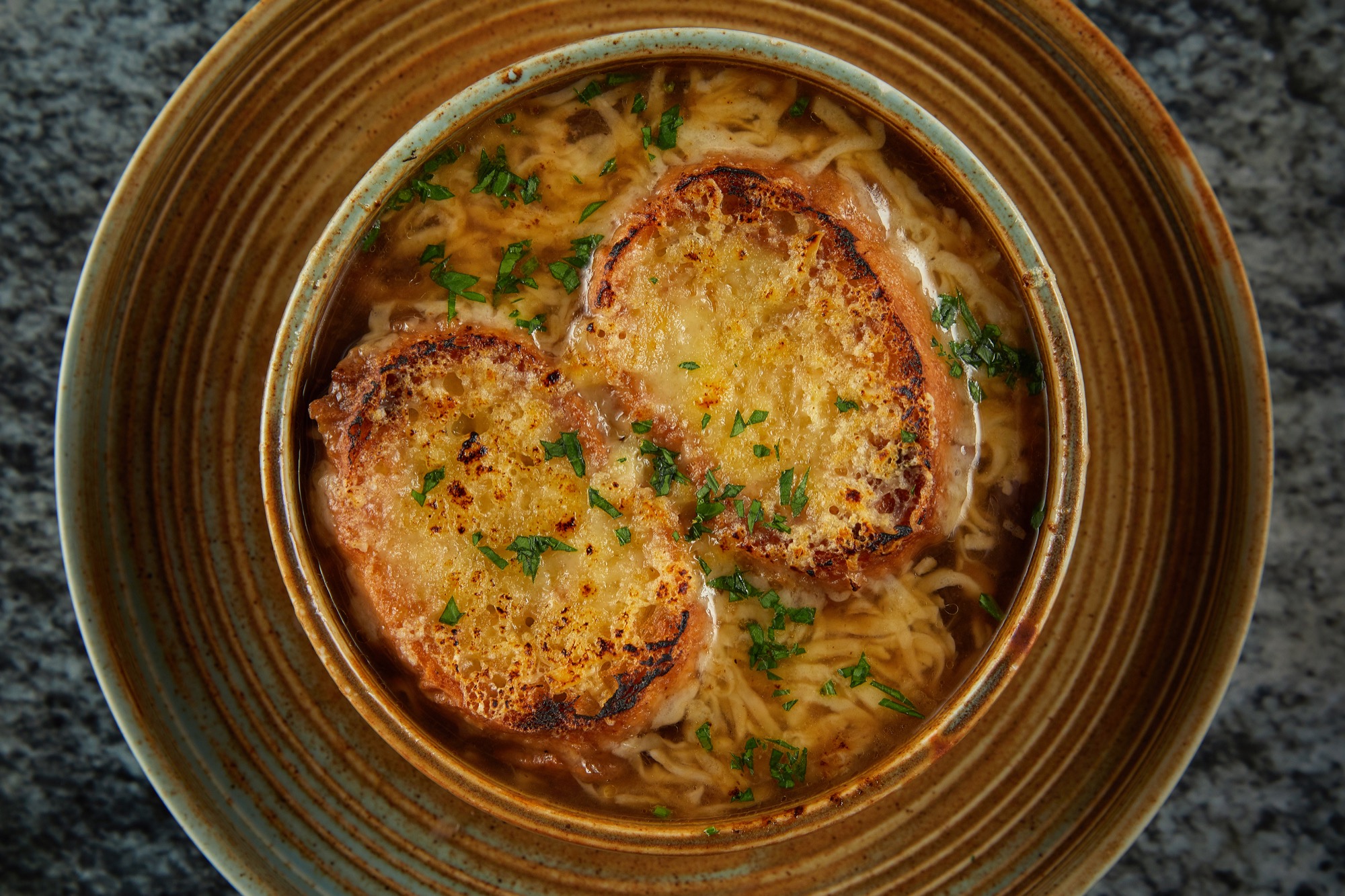 French_onion_soup_Ind_Restaurants.jpg