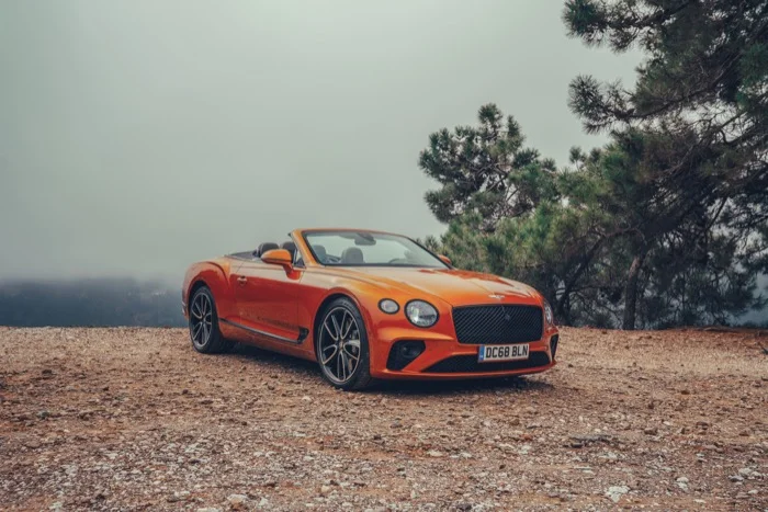 Bentley_Continental_GT_Convertible_(1).jpg