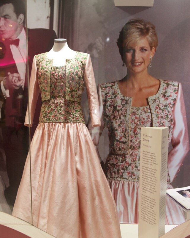 The Secrets Behind Diana's Wedding Dress