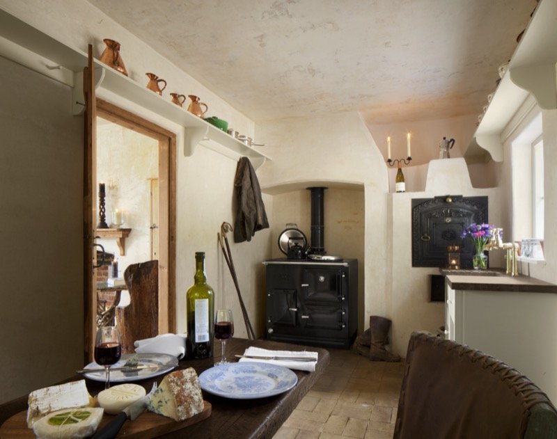 Hex Cottage - Kitchen.jpg