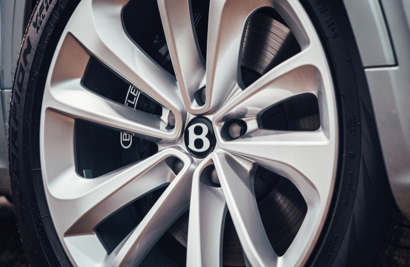 Feature - Bentley Bentayga V8 - Bentley Motors (13).jpg