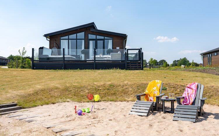 Home from Home 💛 Kathryn Otto and Family Enjoyed a Break at Delamere Lake Sailing &amp; Holiday Park @delamerelakepark 

Read more&hellip;
thecheshiremagazine.co.uk/features/home-from-home-delamere-lake-sailing-holiday-park
#thecheshiremag #linkinbi