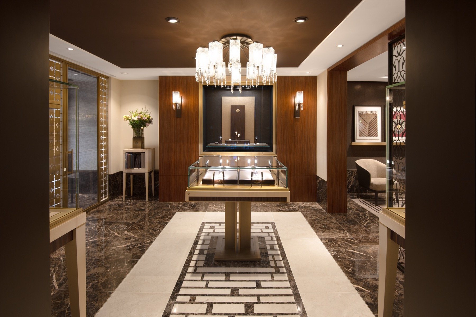 @prestons1869 Expands Patek Philippe Presence in Wilmslow ⌚️ The Cheshire Magazine takes an exclusive tour of Prestons Wilmslow&rsquo;s new Patek Philippe space, celebrating a friendship between this iconic watch brand and the Cheshire-based jeweller