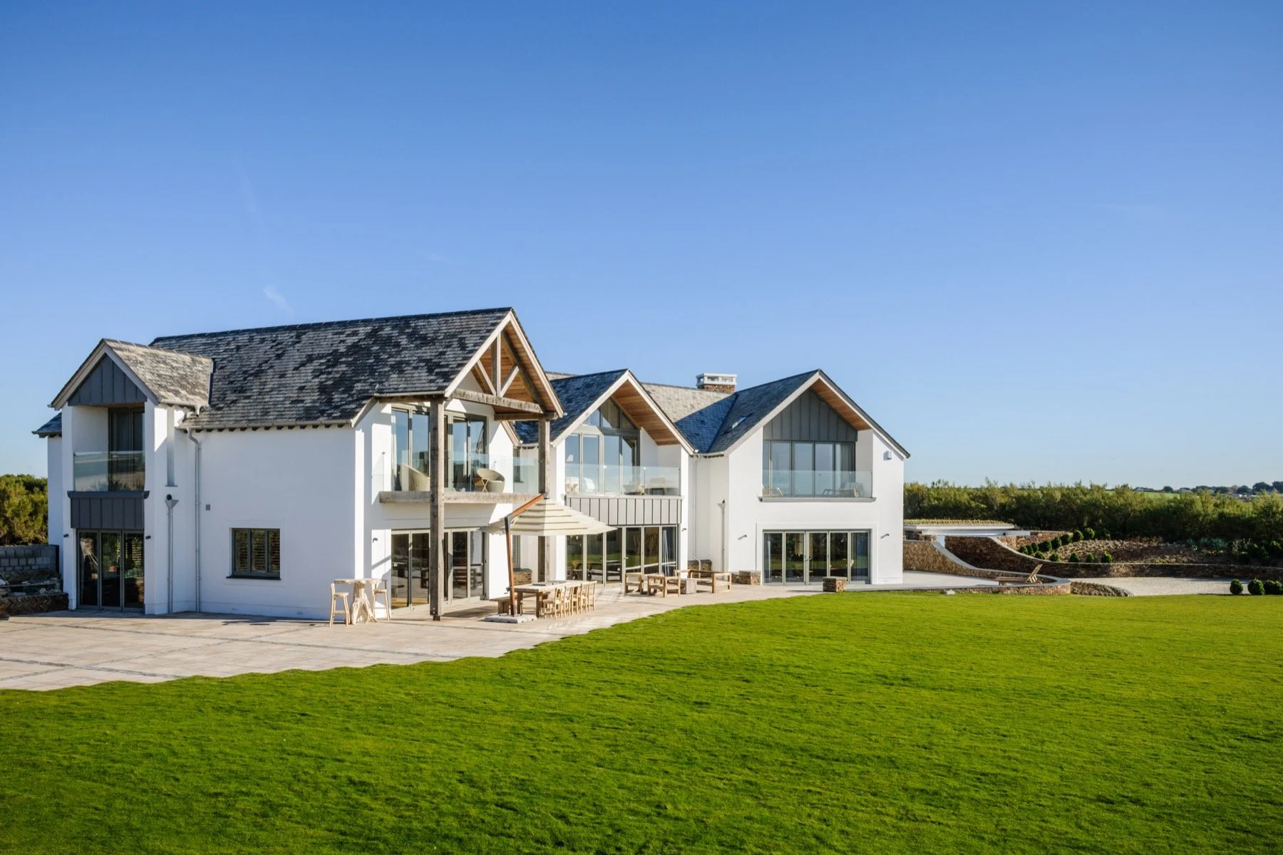 JI_141112_LittlePolgarron-exterior 2.jpg