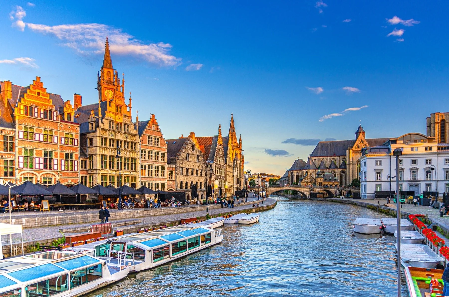 A Taste of the Sea: Discovering Short-Break Cruising