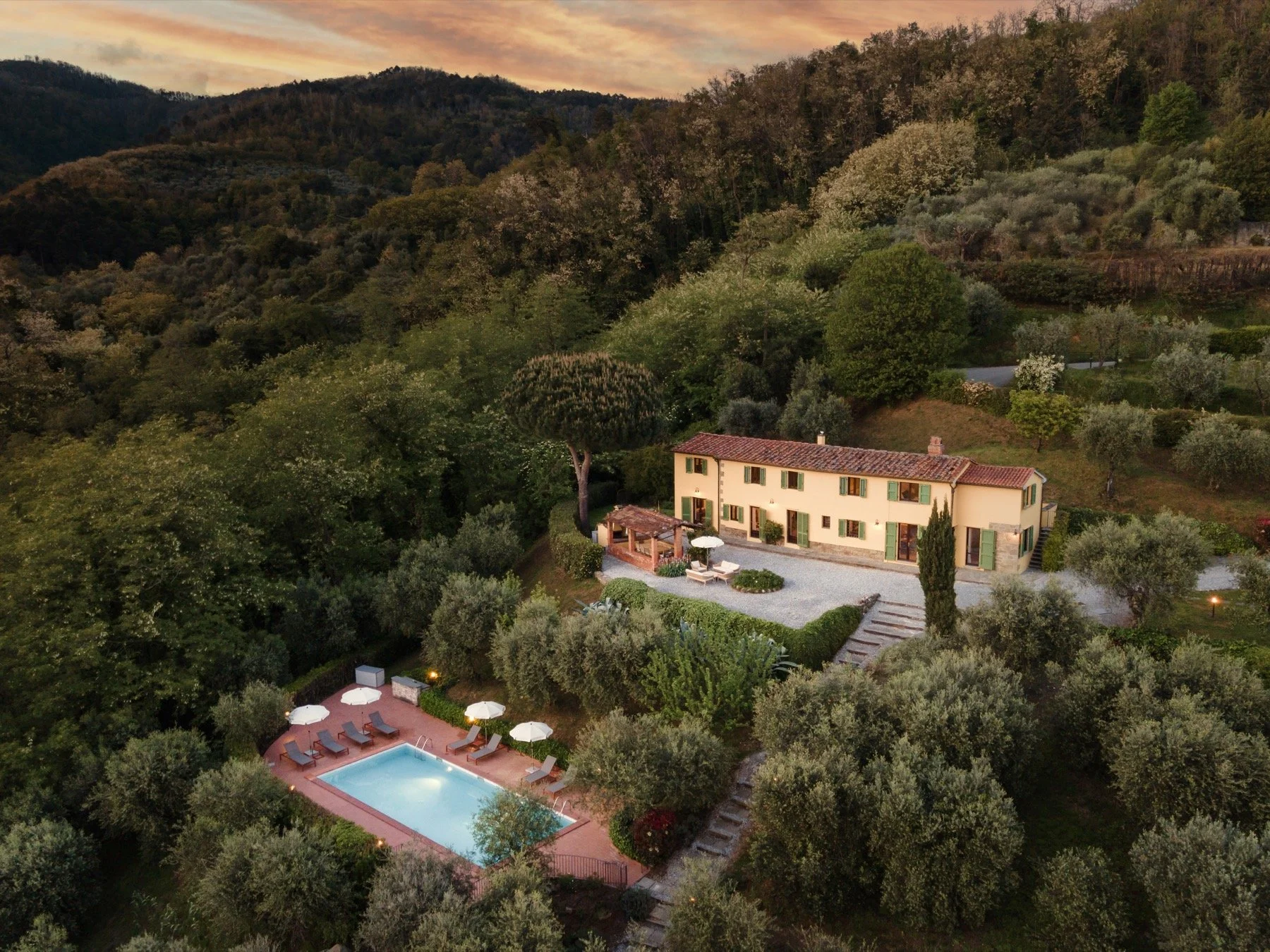 A Holiday Home For Every  Season