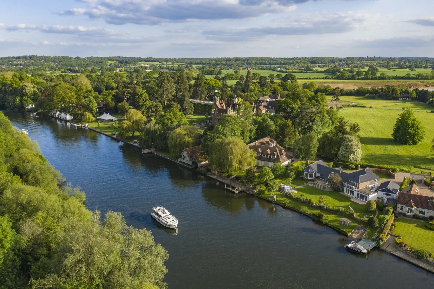 Aerial-View-Of-Riverside-Homes_England_Destination_5320x3544_2025 (1).jpg