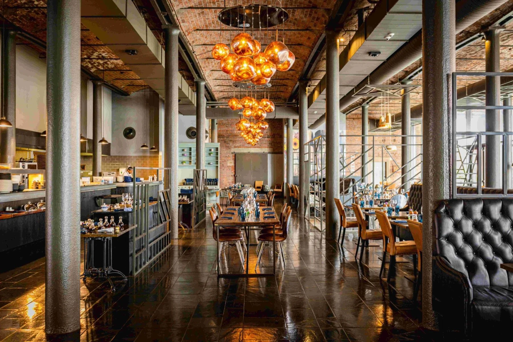 Stanley_s Bar & Grill (2) (2).jpg