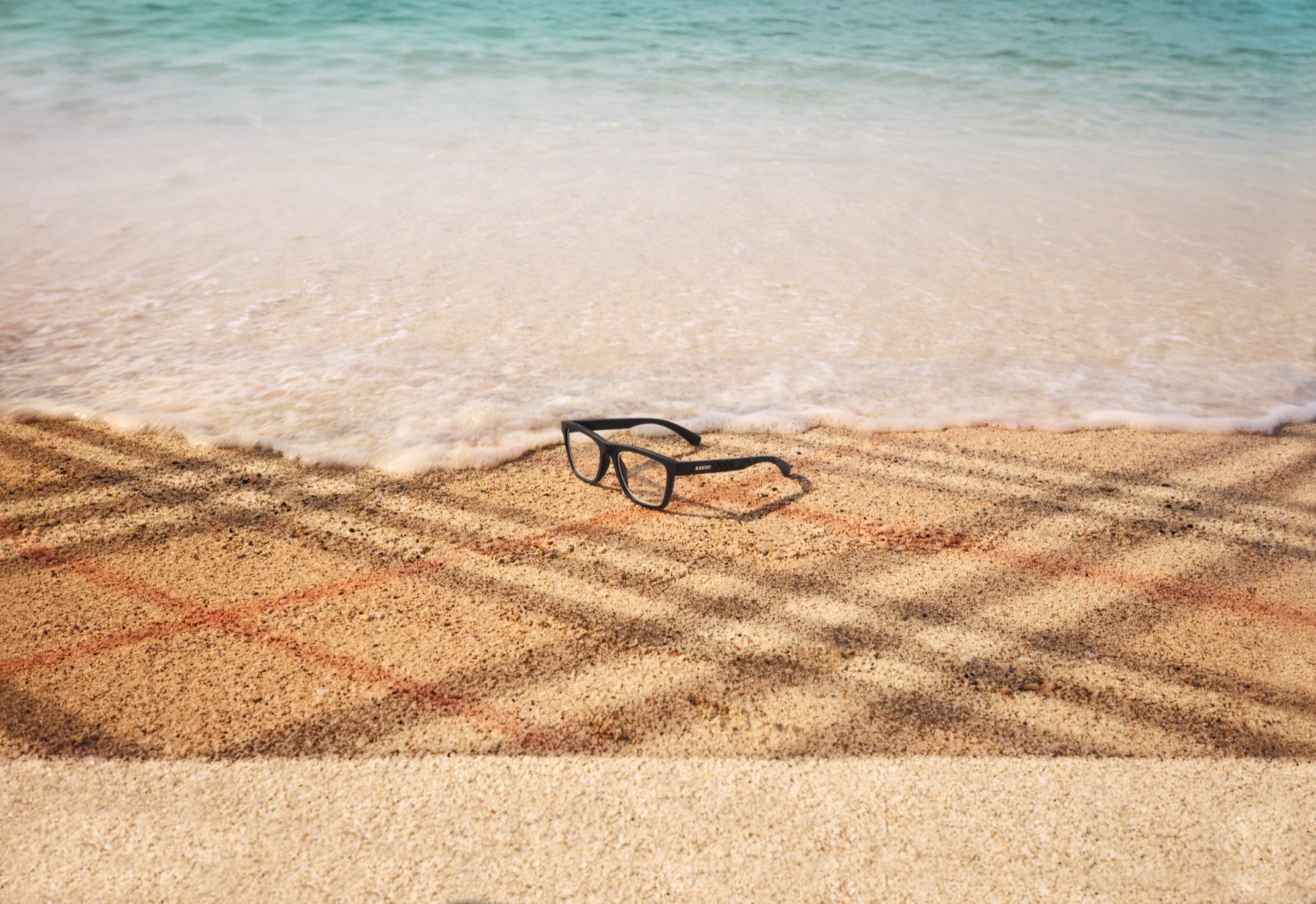Burberry Luxottica Campaign 2026(4).jpg