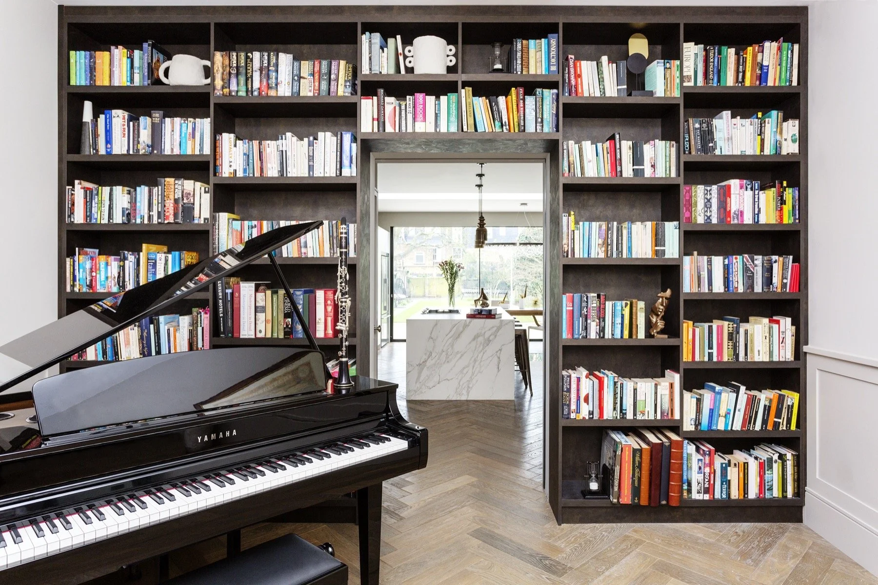 Switching Off - The Return of Analogue Interiors