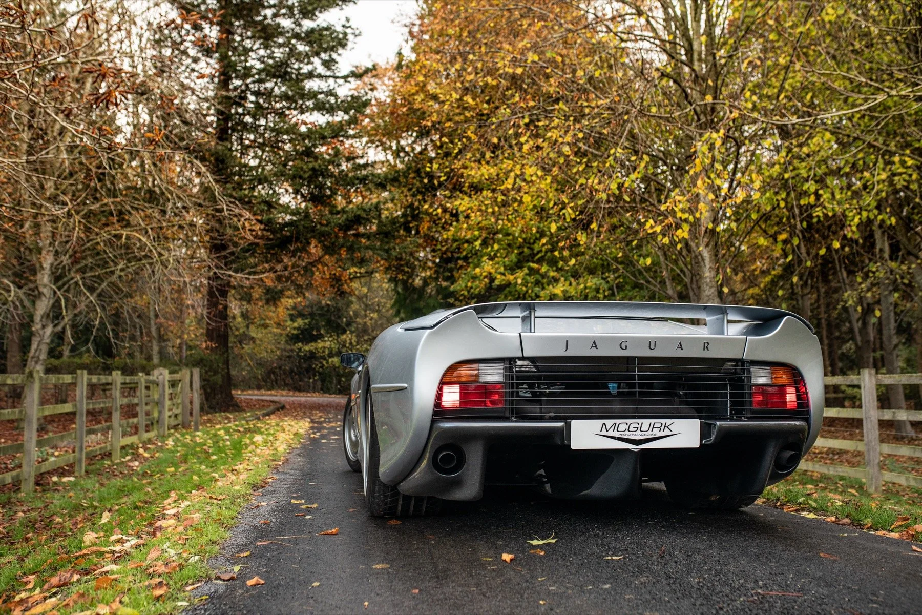SCD - McGurk XJ220-25.jpg