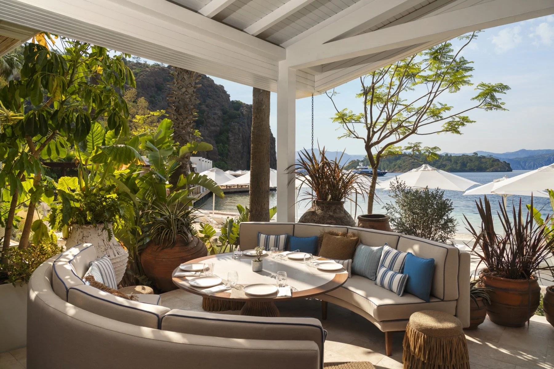 D Maris Bay_ D Maris Kitchen.jpg
