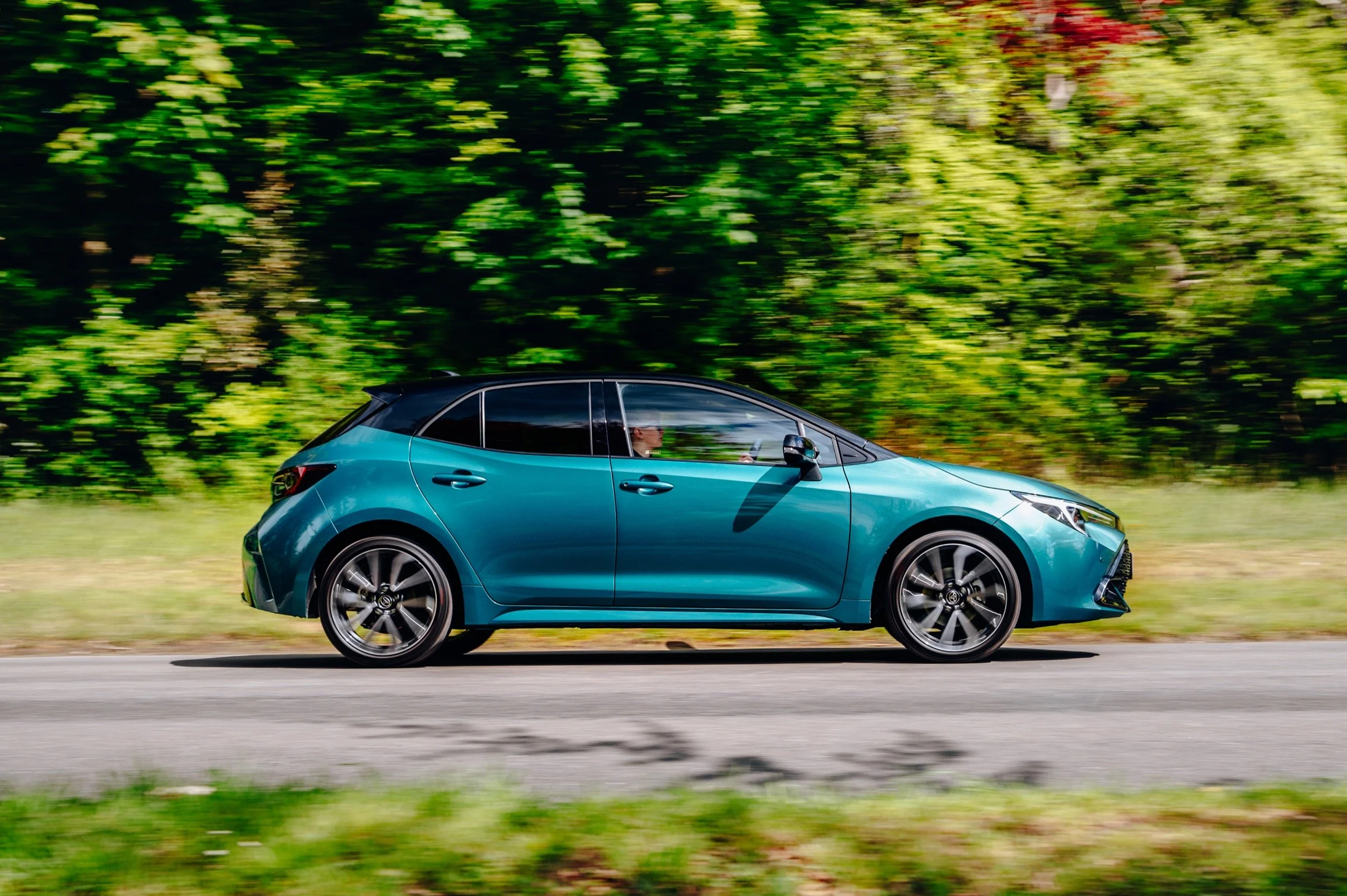 2024_Toyota_Corolla_026.jpg