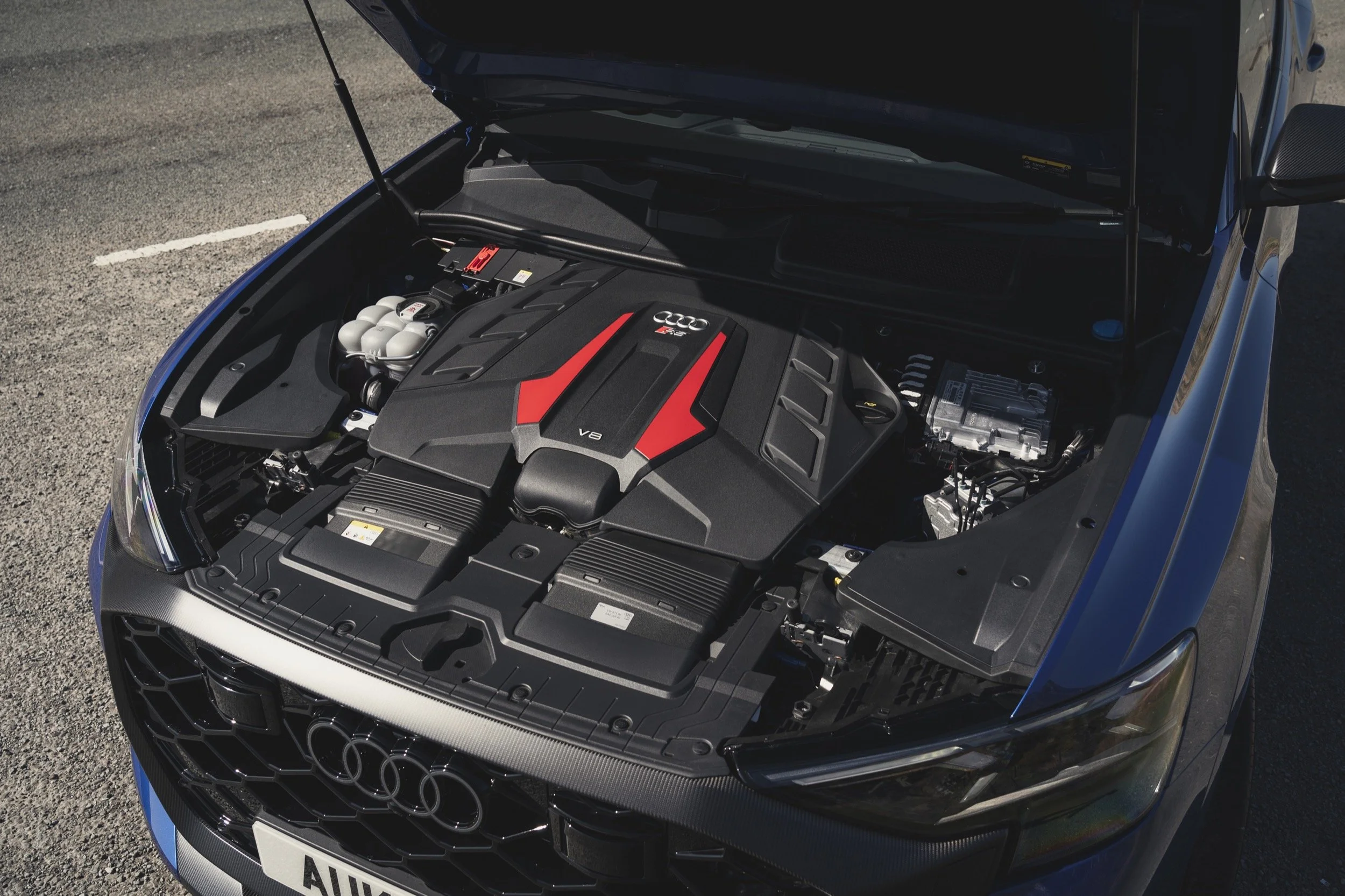Feature - Audi RS Q8 - Audi (95).jpg