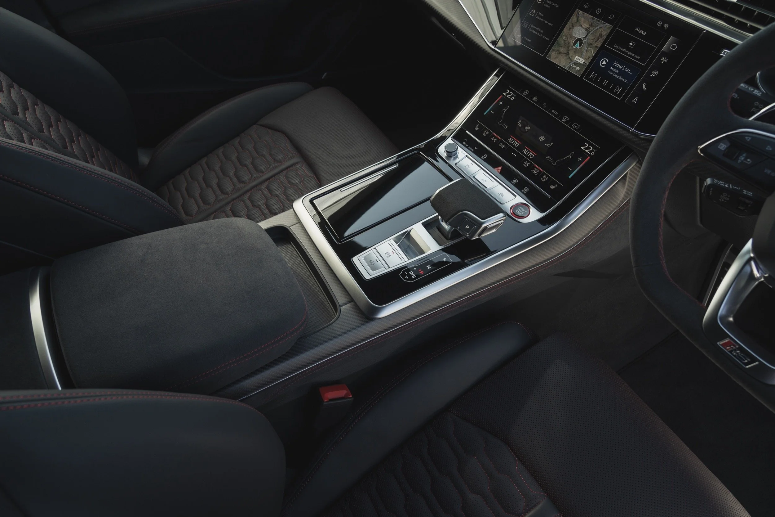 Feature - Audi RS Q8 - Audi (15).jpg