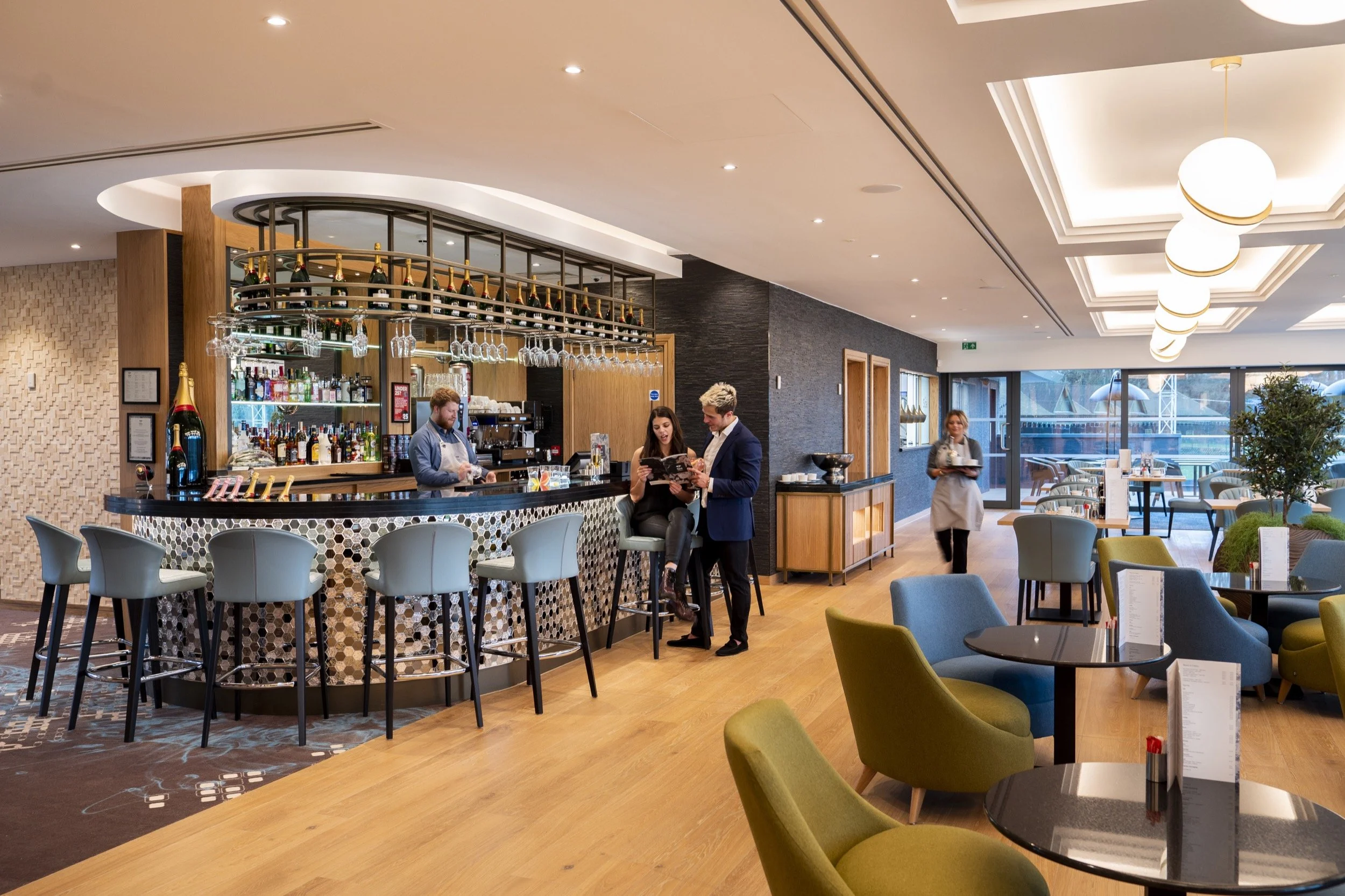 Restaurant 2.jpg