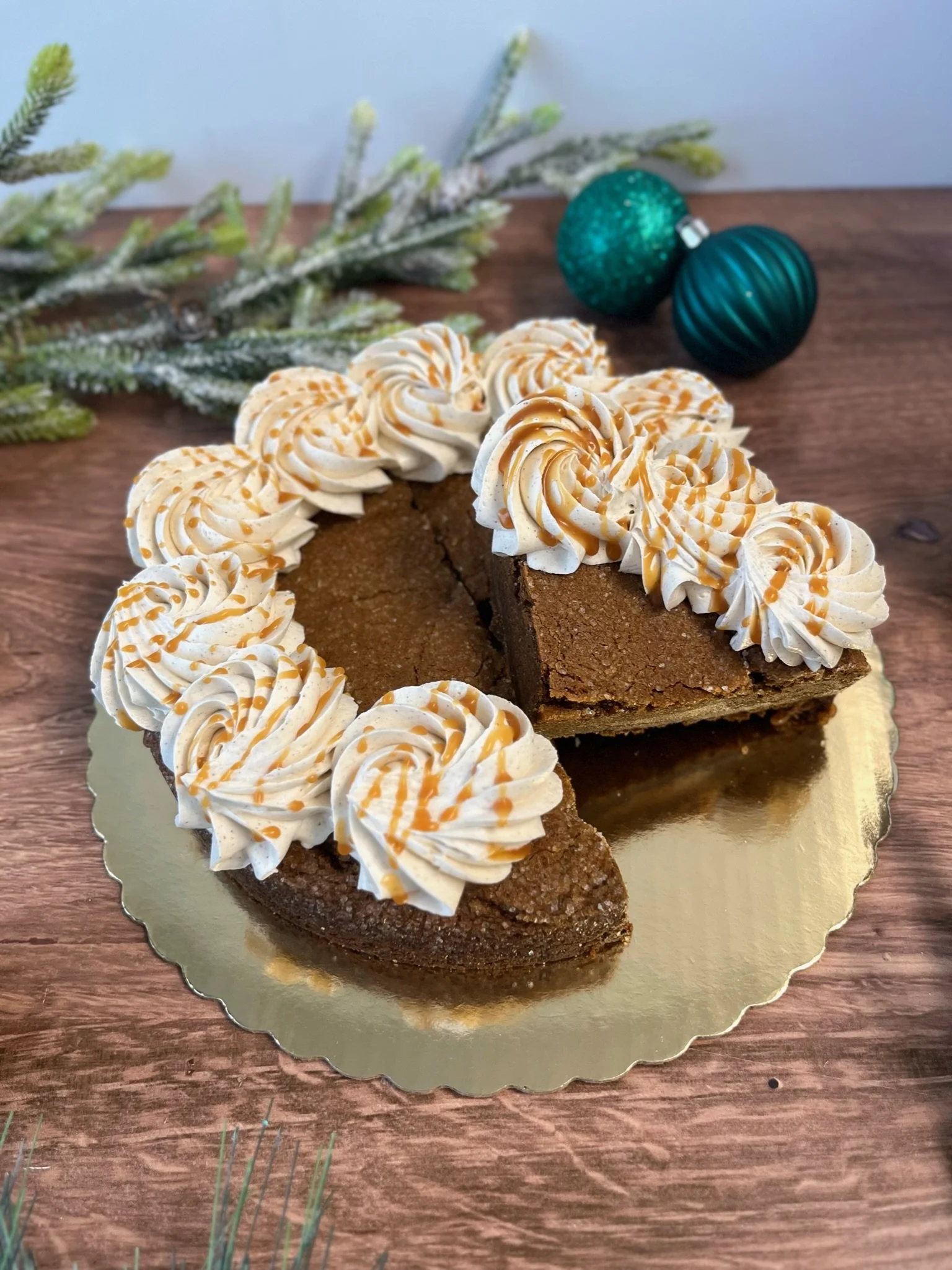 Caramel Gingersnap Stuffed Cookie Cake