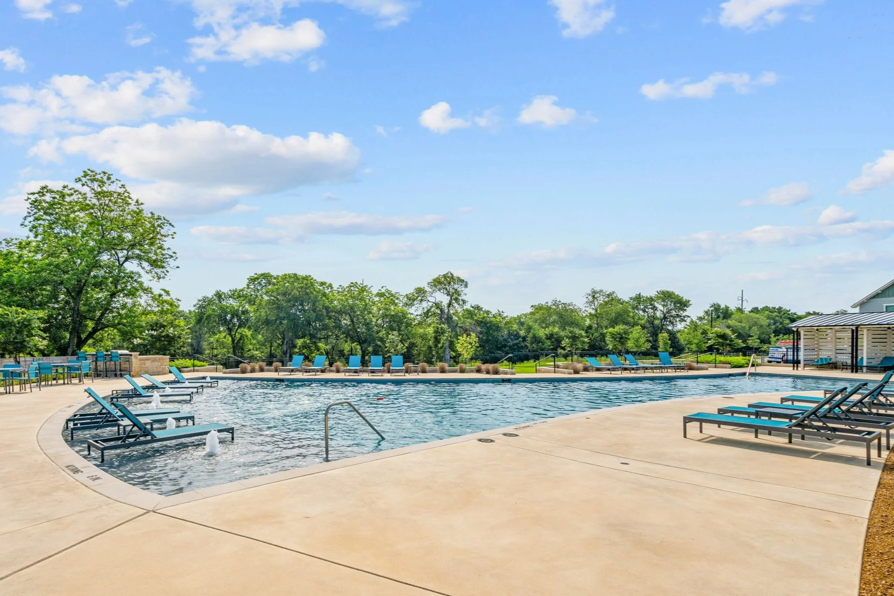 11-web-or-mls-Riverset-11.jpg
