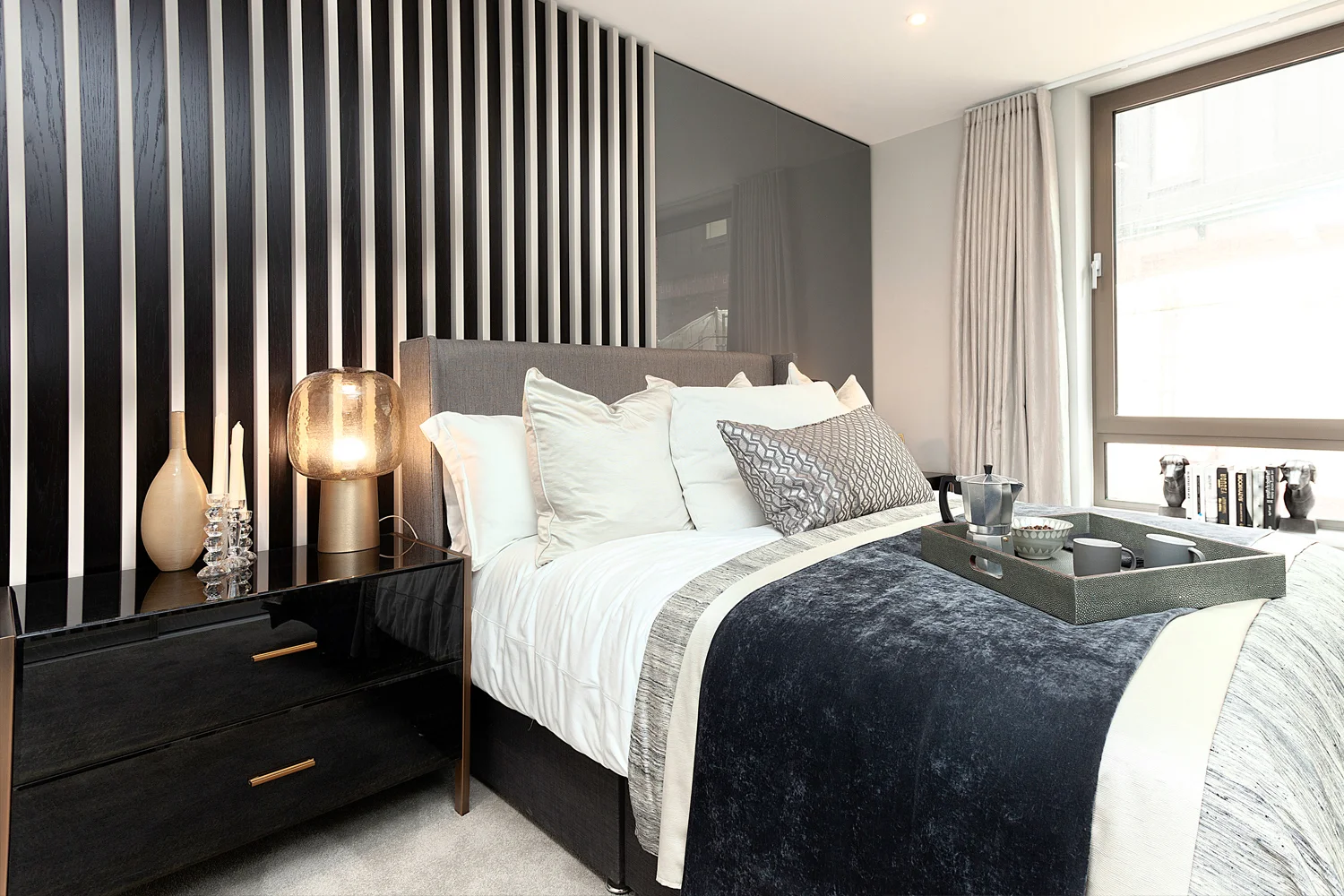 LONDON-SQUARE_SPITALFIELDS_SUNA-INTERIOR-DESIGN_SHOW-HOME-004.jpg