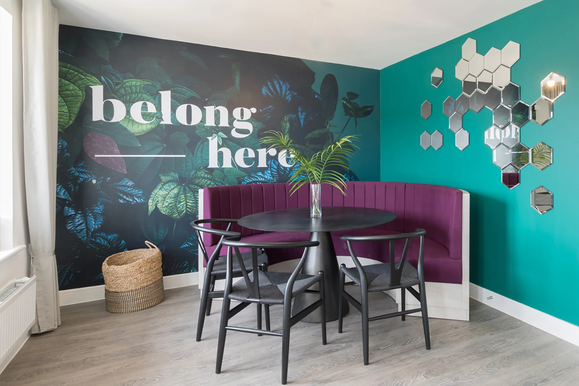 SUNA-INTERIOR-DESIGN-_-MARKETING-SUITE-_-TRINITY-MERE-_-PERSONA-_-WALTON-ON-THE-NAZE-001.jpg