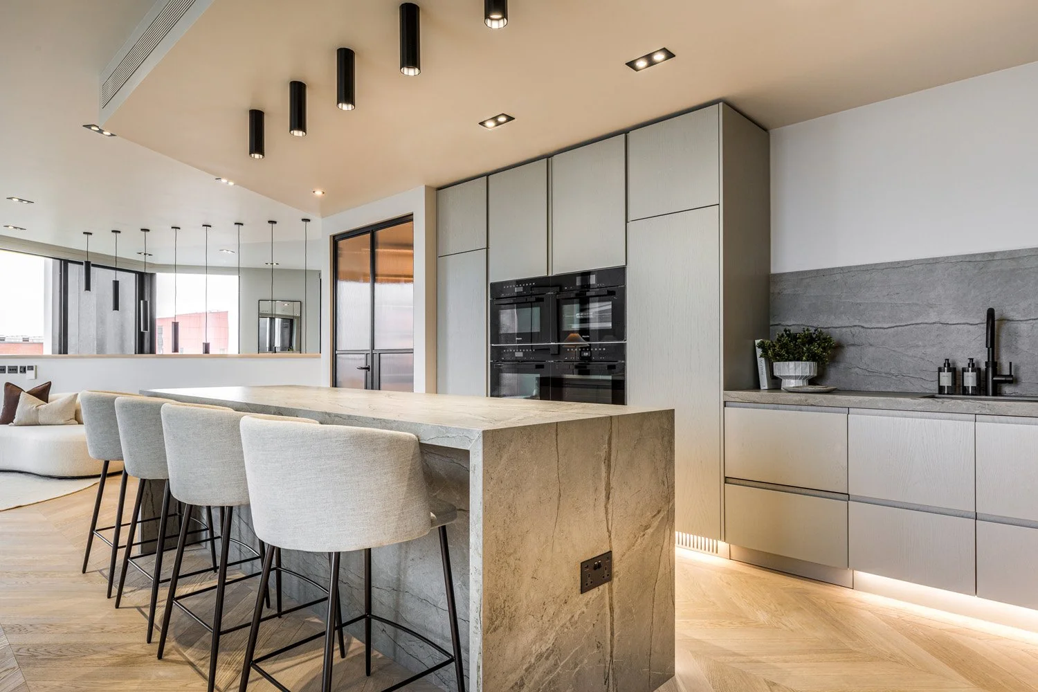 SUNA INTERIOR DESIGN_LONDON SQUARE_NINE ELMS PENTHOUSE SPEC 003.jpg