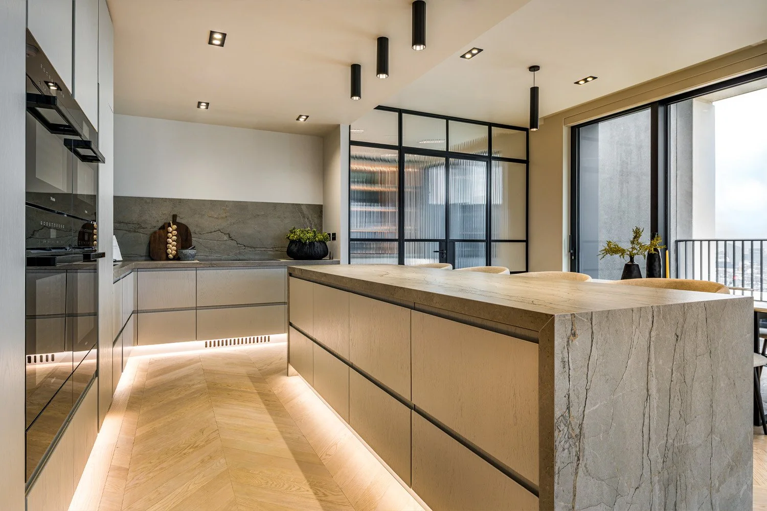 SUNA INTERIOR DESIGN_LONDON SQUARE_NINE ELMS PENTHOUSE SPEC 006.jpg