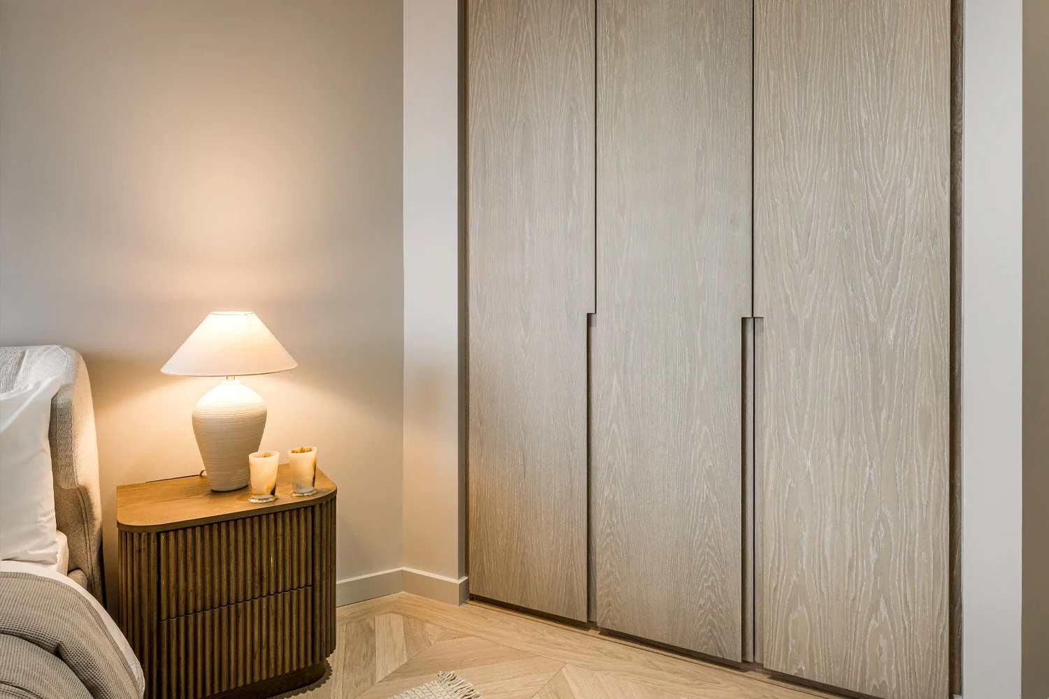 SUNA INTERIOR DESIGN_LONDON SQUARE_NINE ELMS PENTHOUSE SPEC 016.jpg