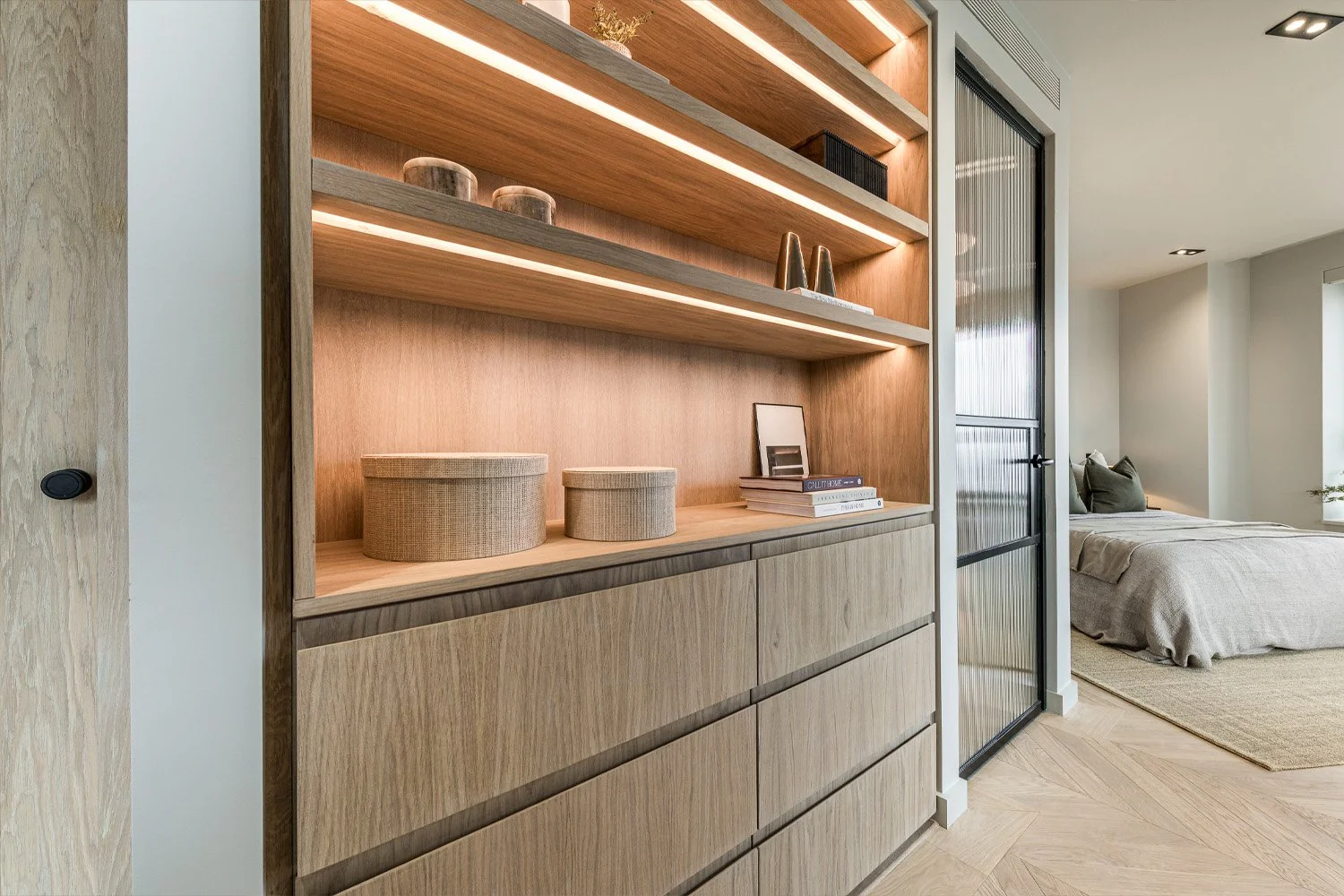 SUNA INTERIOR DESIGN_LONDON SQUARE_NINE ELMS PENTHOUSE SPEC 027.jpg