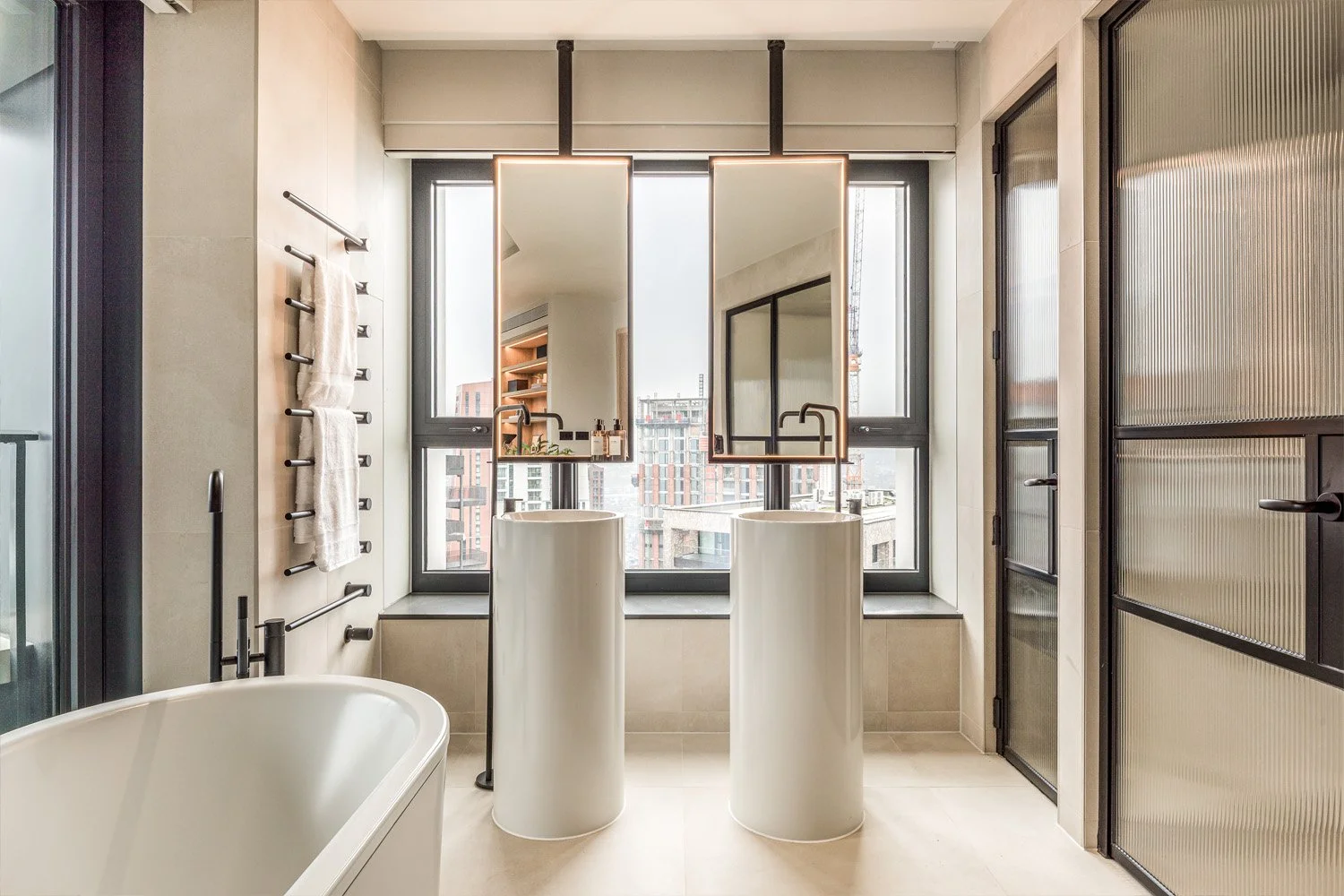 SUNA INTERIOR DESIGN_LONDON SQUARE_NINE ELMS PENTHOUSE SPEC 031.jpg