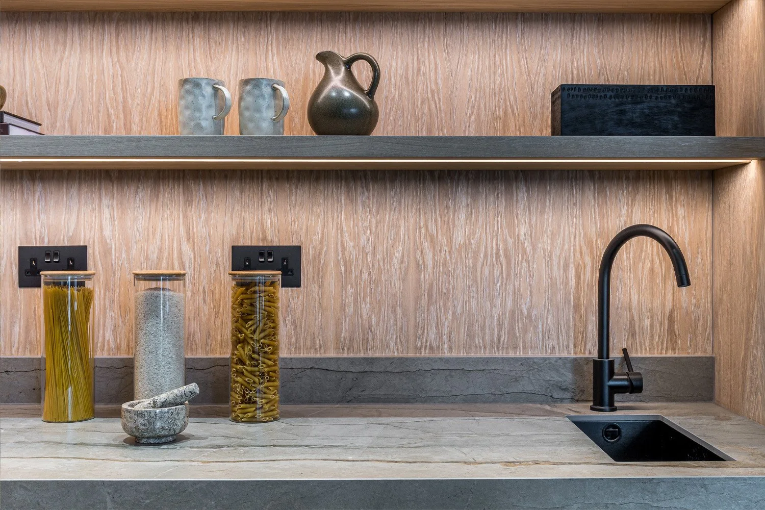 SUNA INTERIOR DESIGN_LONDON SQUARE_NINE ELMS PENTHOUSE SPEC 035.jpg