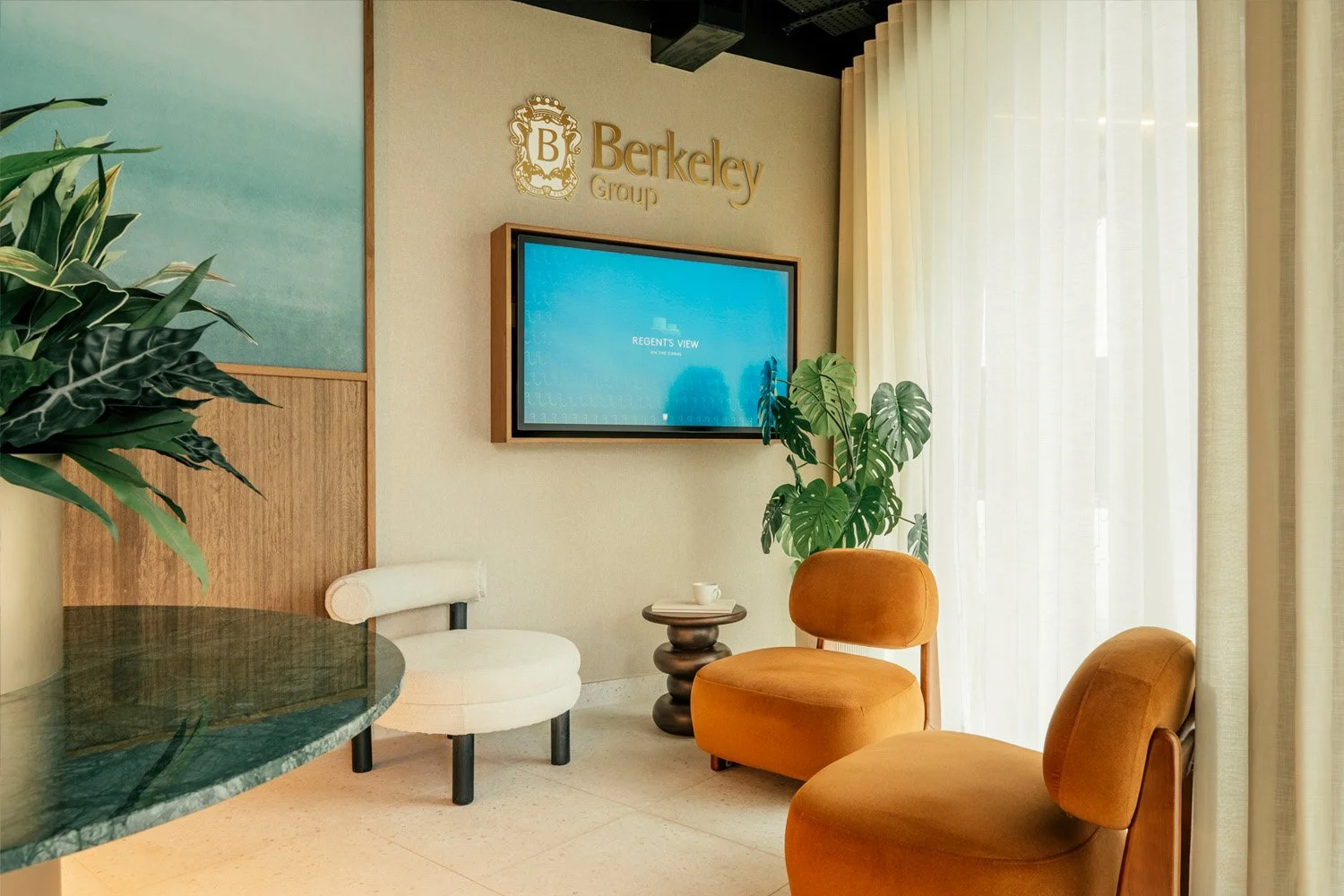 SUNA INTERIOR DESIGN_REGENTS VIEW MARKETING SUITE 007.jpg