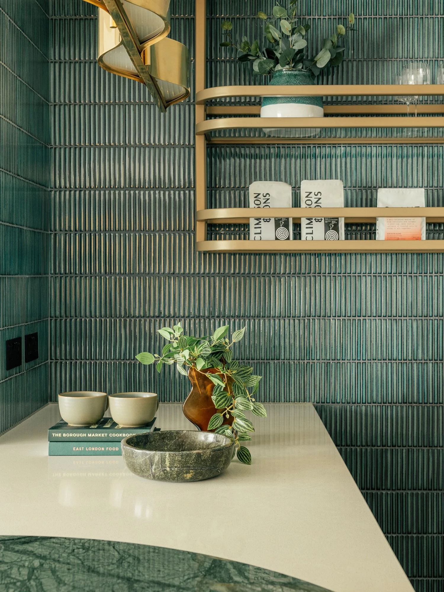 SUNA INTERIOR DESIGN_REGENTS VIEW MARKETING SUITE 008.jpg