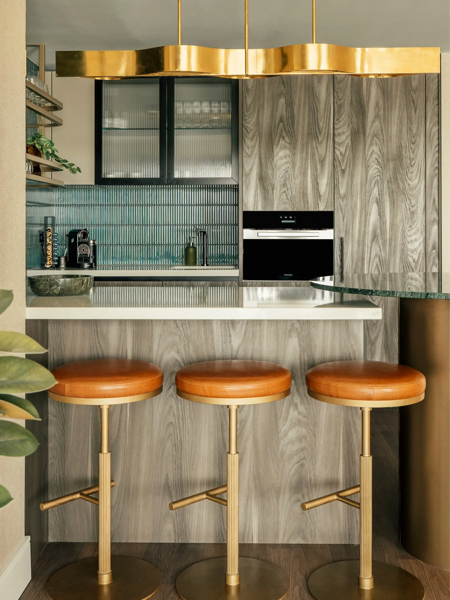 SUNA INTERIOR DESIGN_REGENTS VIEW MARKETING SUITE 009.jpg