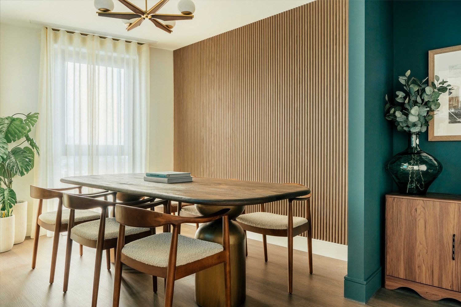 SUNA INTERIOR DESIGN_REGENTS VIEW MARKETING SUITE 015.jpg