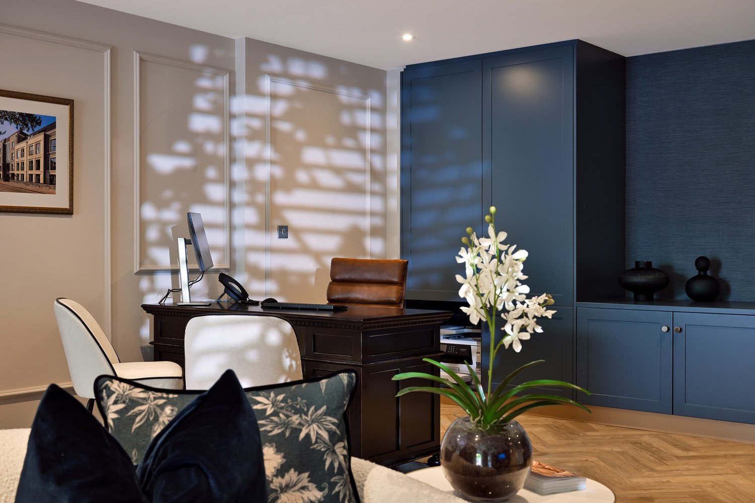 SUNA INTERIOR DESIGN_COLLEGE ROAD MARKETING SUITE 006.jpg