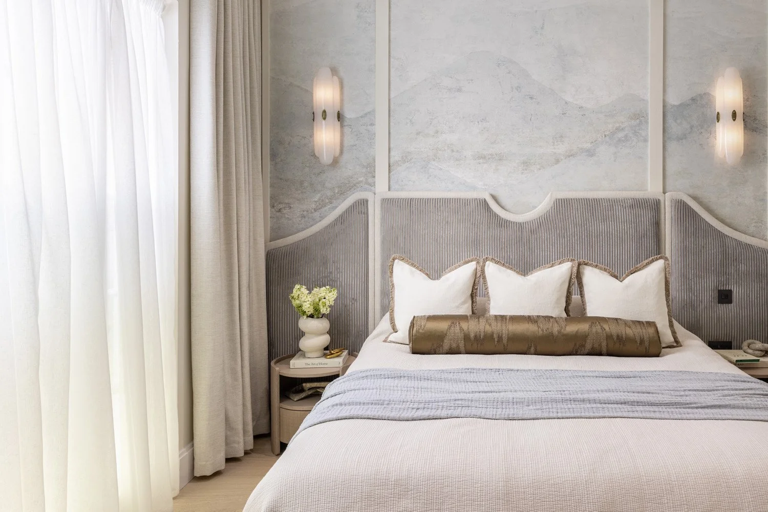Suna Interior Design KINGSTON COUNTY HALL show home 010.jpg