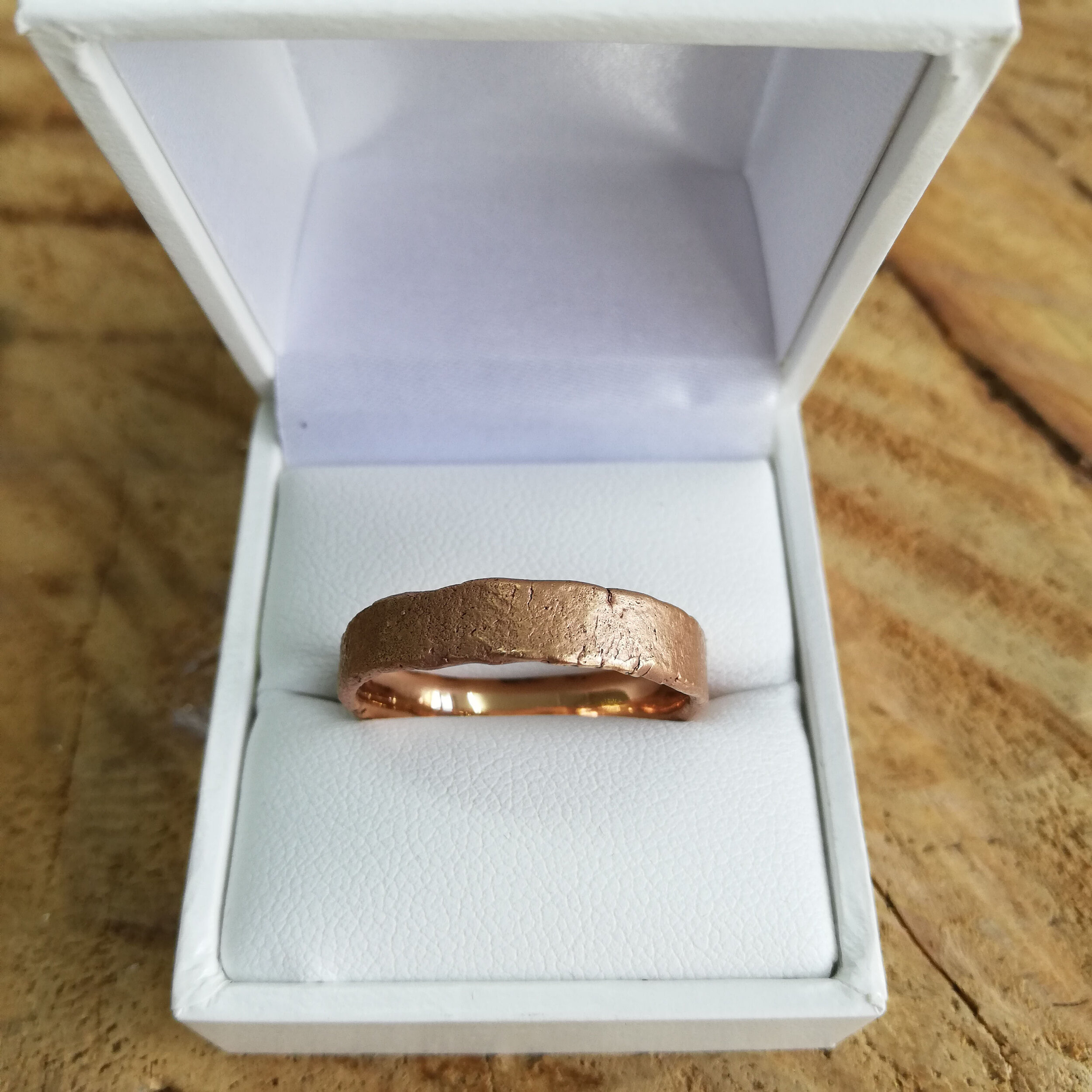 18kt red gold mens wedding band  TJATJ.jpg