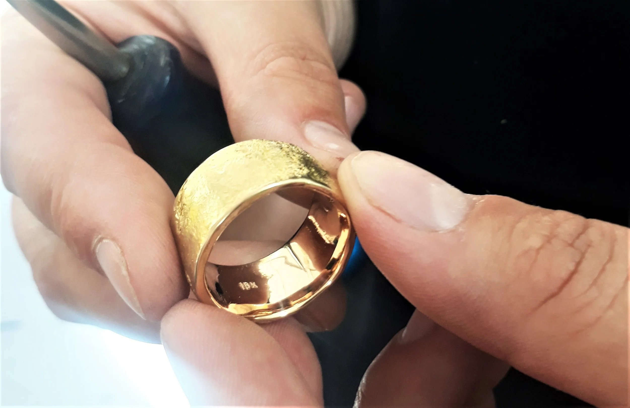 Make your own wedding rings — THE JEWEL AND THE JEWELLER