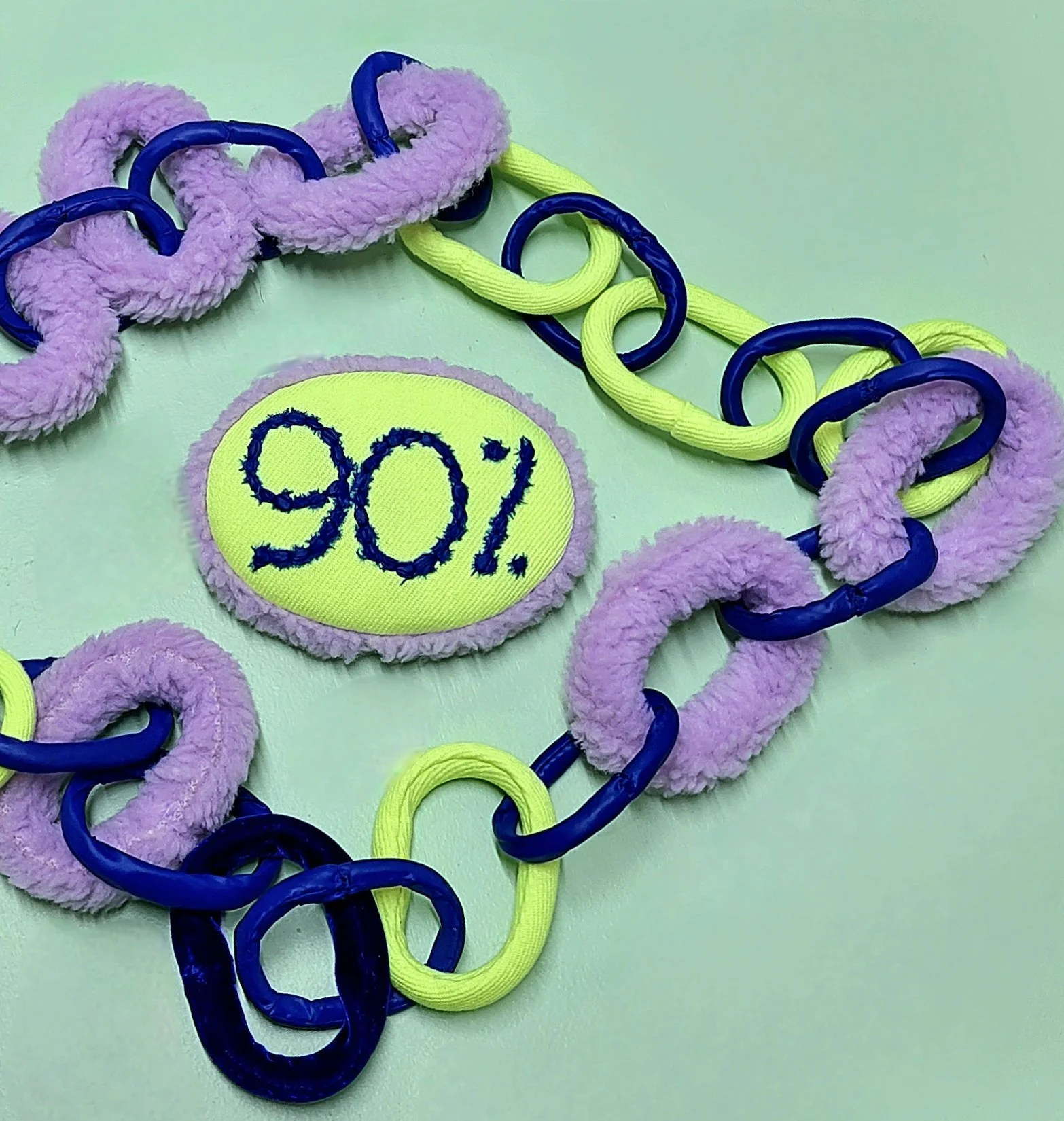 MARILYN JONES : CHAIN & BROOCH