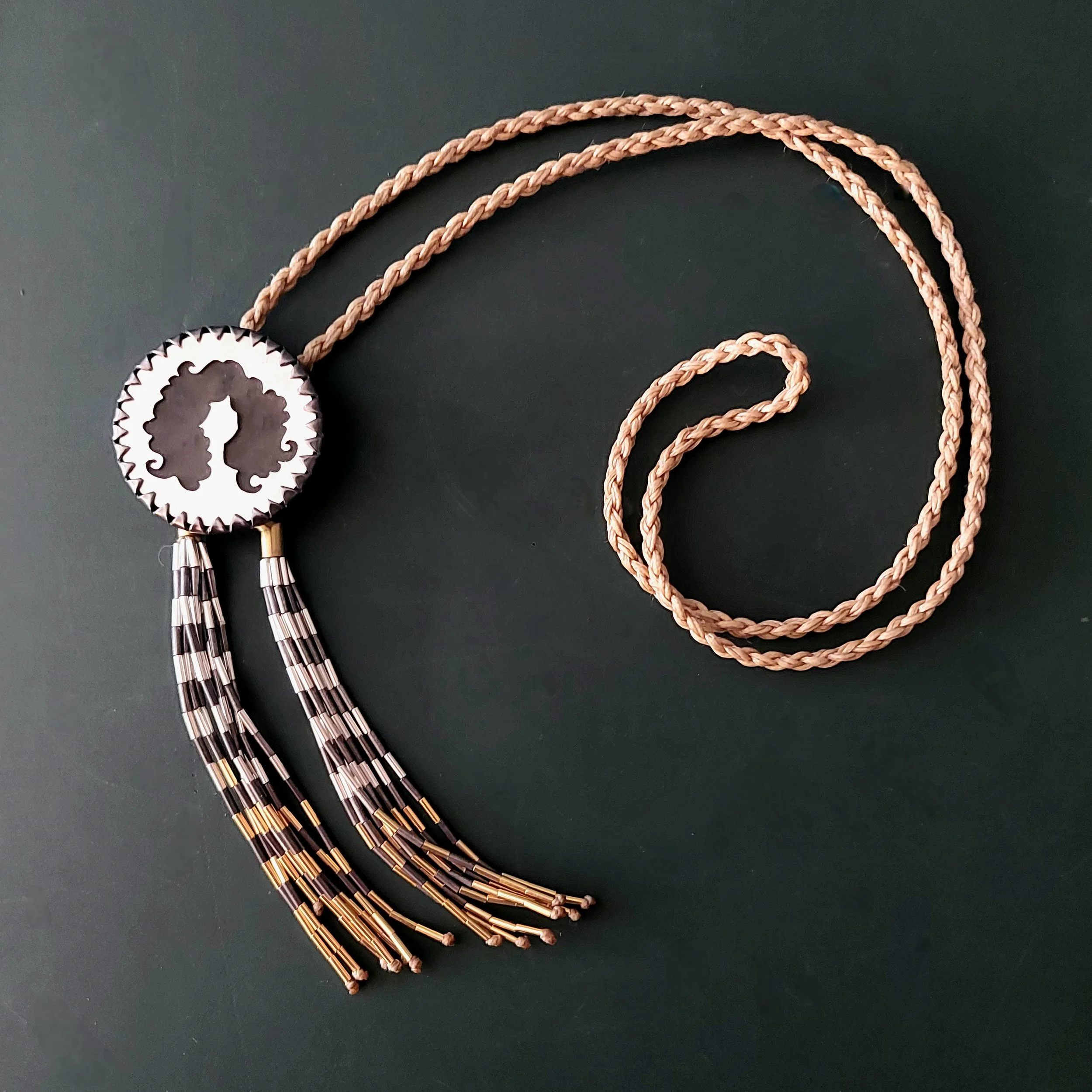 KERI-MEI ZAGROBELNA : CURLS BOLO