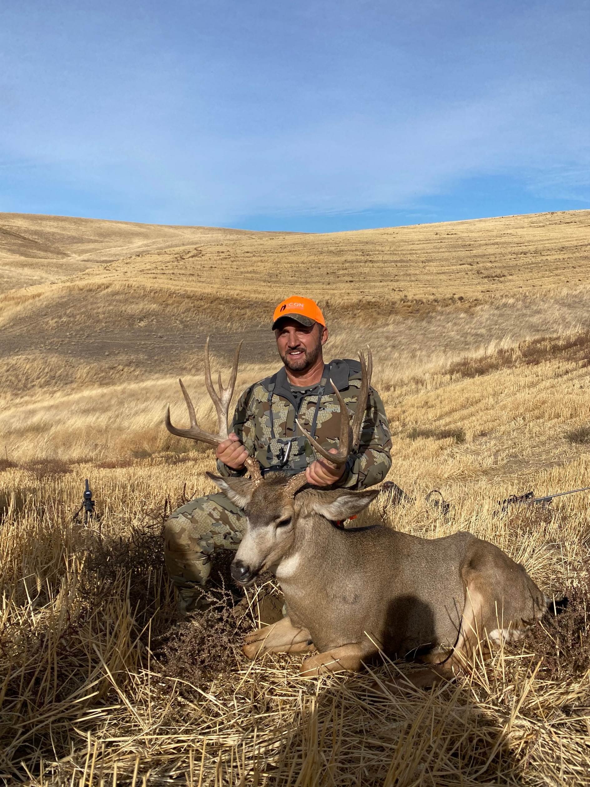 Eastern Washington Trophy Mule and Whitetail Deer Hunting