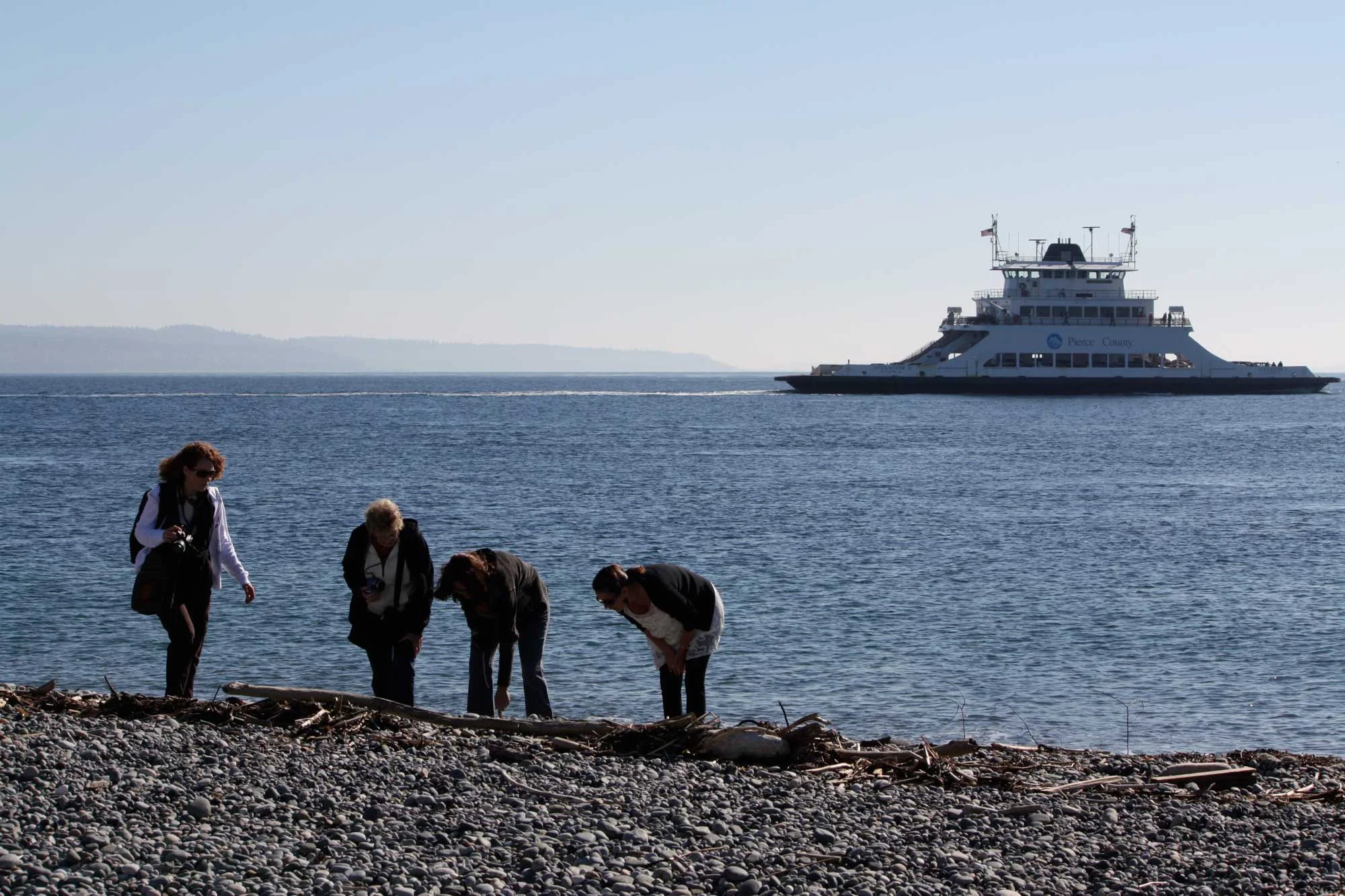 Beachcombing-at-Casey-with-ferry-web.jpg