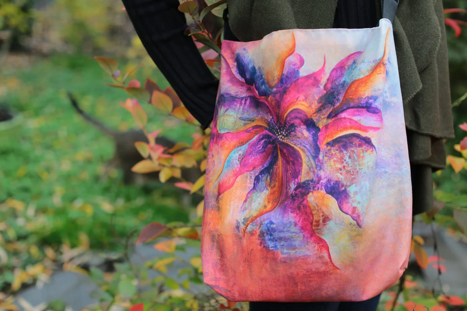Bag_CO_FloatingBlossom3.jpg
