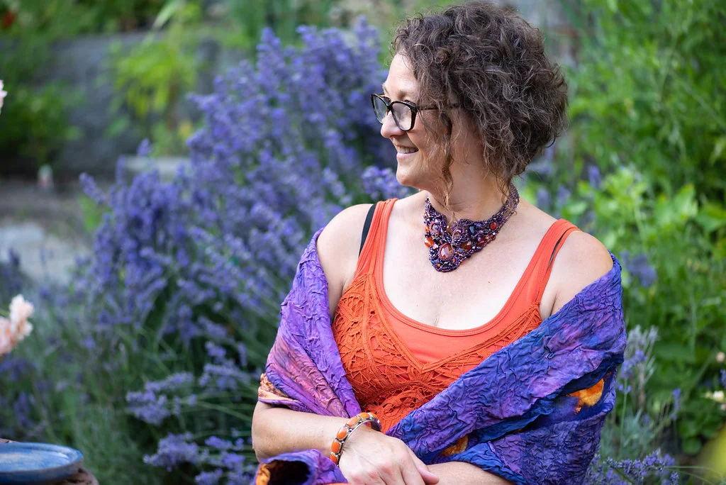 'Elegant' is not a color property!