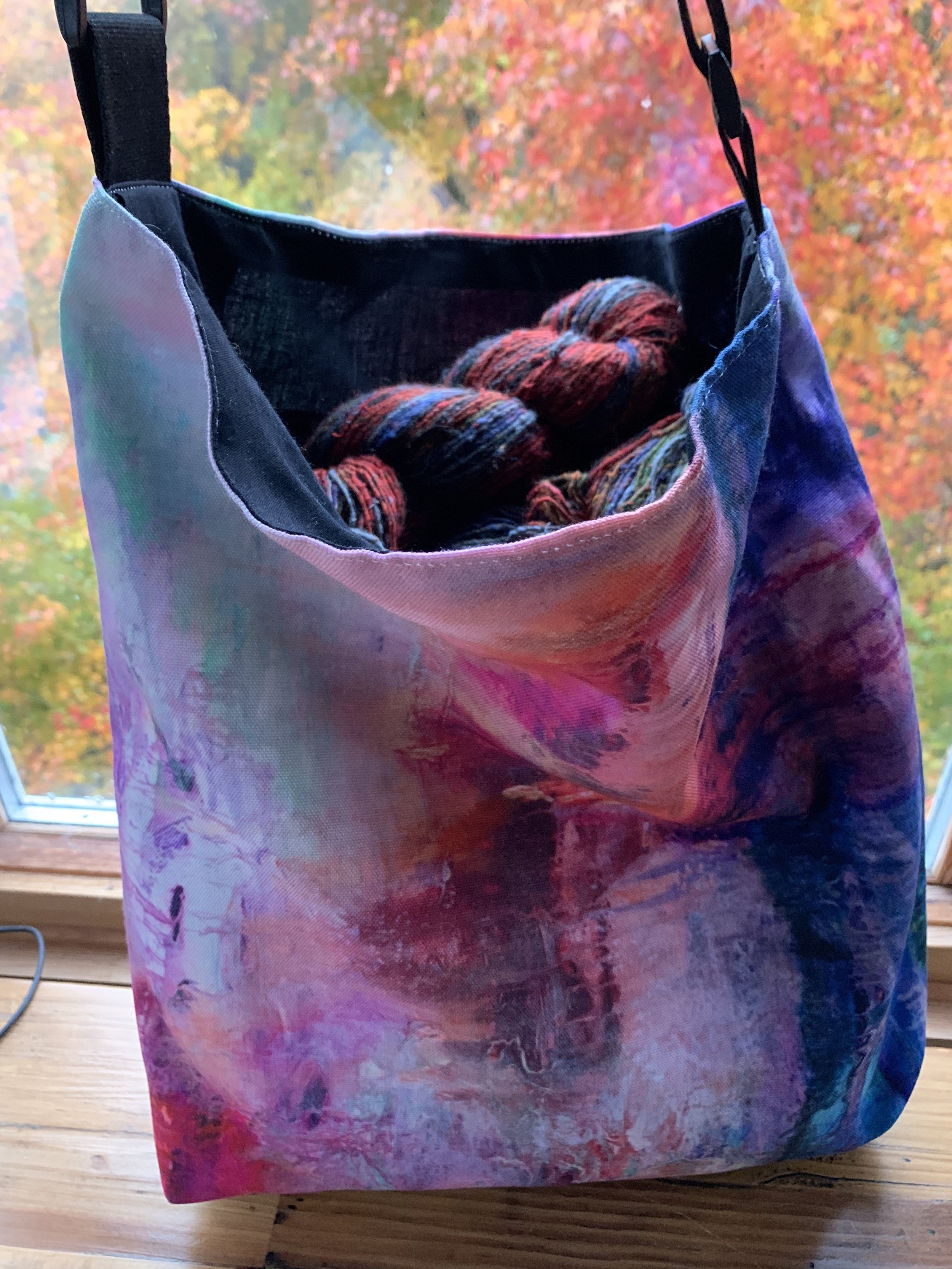 ArtfulShoulderBag_LadyOfTheLake2.JPG
