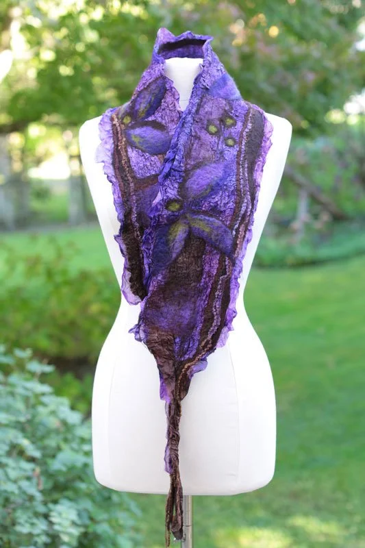 Nuno Felt Scarf in Chocolate Wine