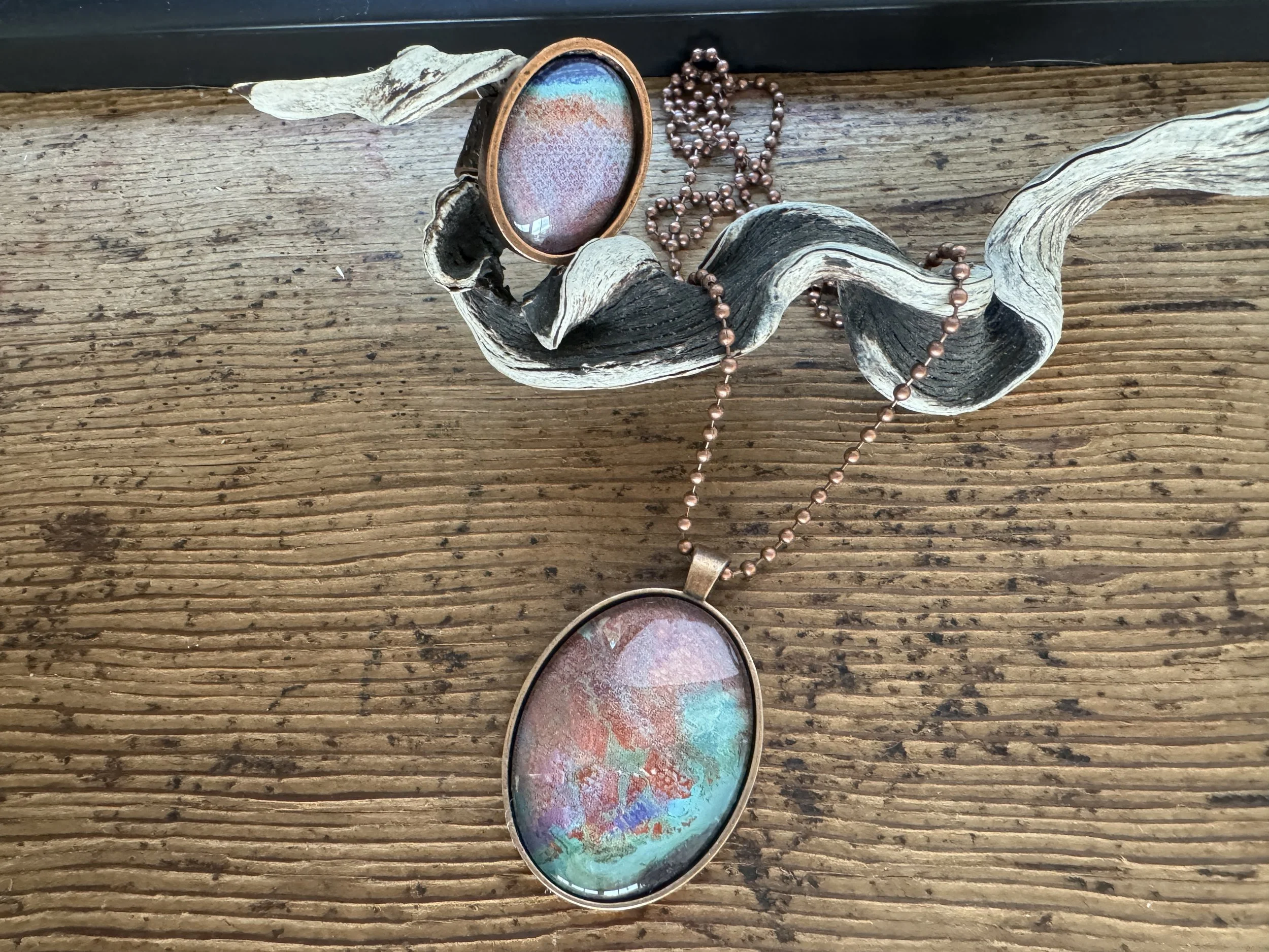 Art Under Glass - She Wears Purple In The Morning, Set 1