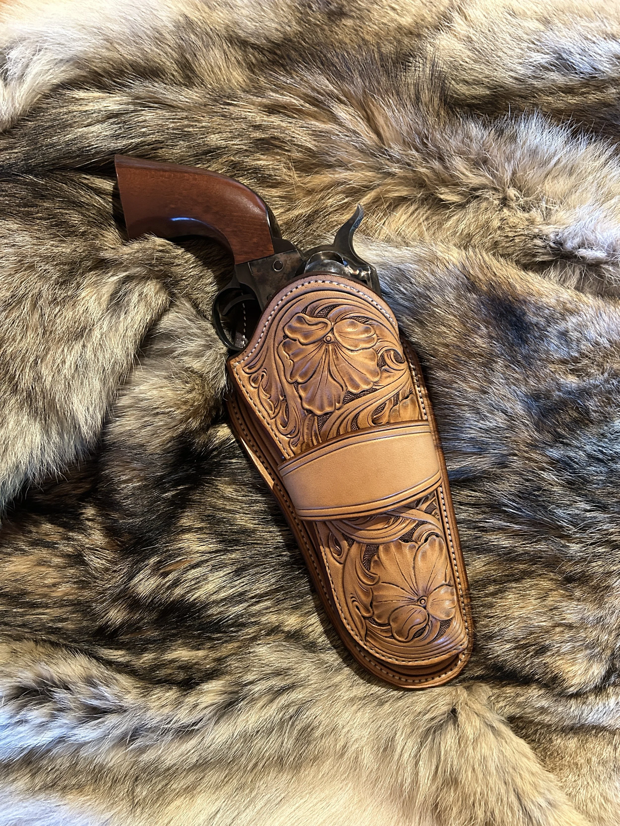 Natural Carved SAA Loop Holster