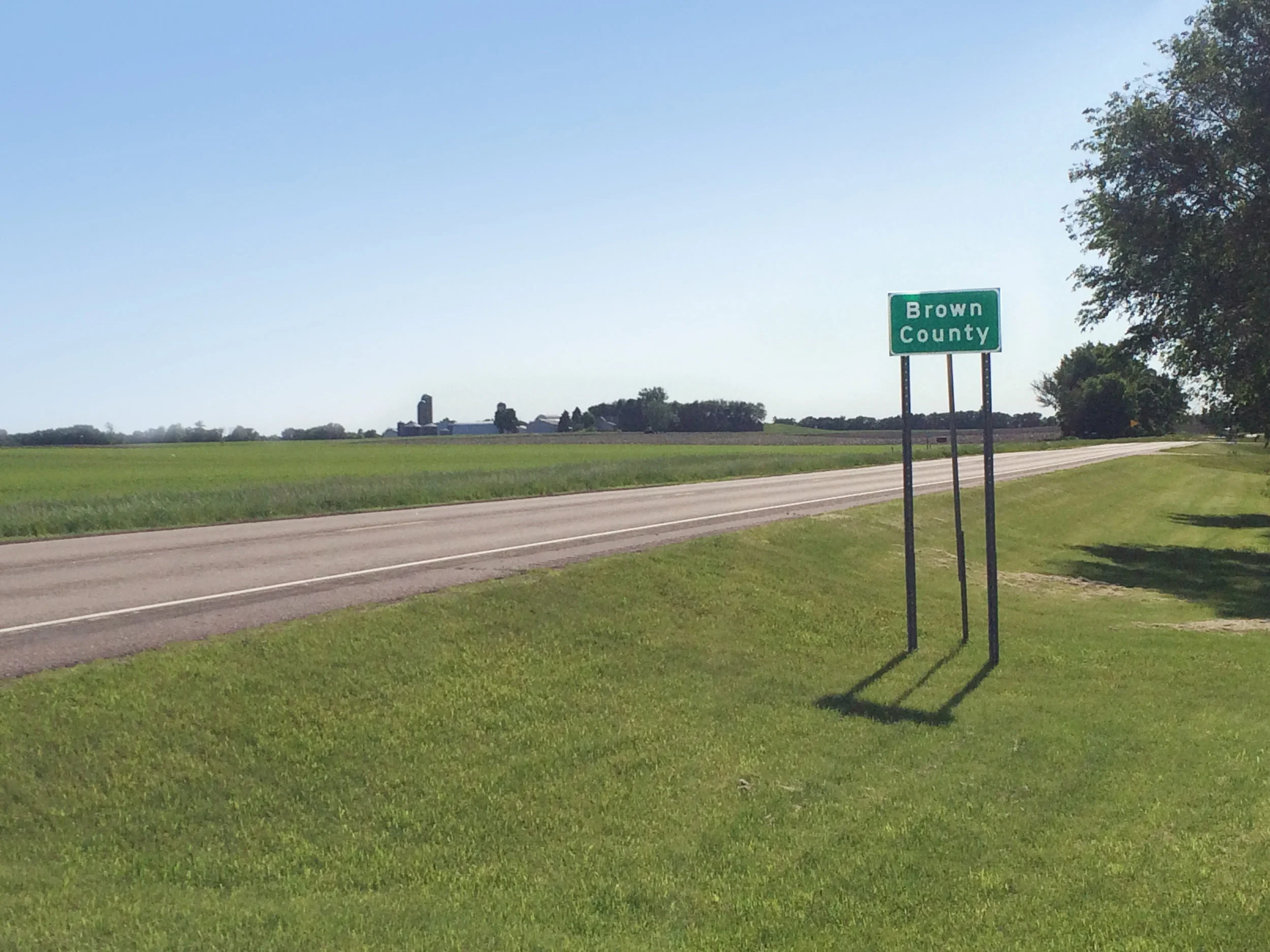 Brown-county-sign2rt.jpg
